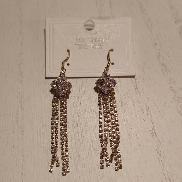 Golden Line Drops - Picture 1 of 1